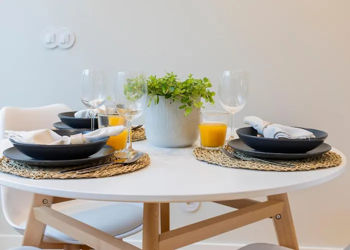 Charming Frente Oporto