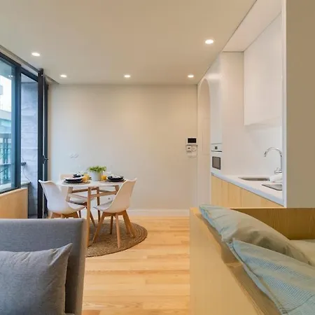 Apartment Charming Frente