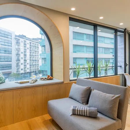 Daire Charming Frente *